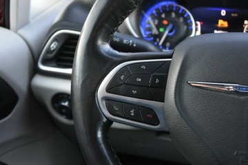 Chrysler Pacifica II 3.6 V6 291KM 2020 Chrysler Pacifica 3.6 GAZ 2020r. Touring L Plus, zdjęcie 17