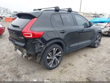Volvo XC40 Crossover 2.0 T5 247KM 2020 Volvo XC 40 T5 R-Design 2020 2.0 Benzyna 248KM, zdjęcie 5