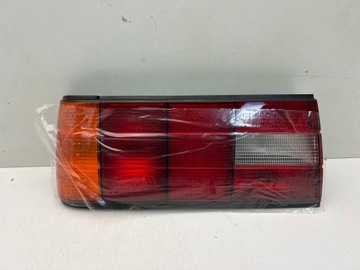 BMW E30 LAMPA TYLNA TYŁ PRAWA NOWA OEM