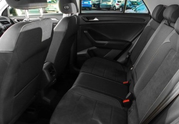 Volkswagen T-Roc I SUV Facelifting 2.0 TDI SCR 150KM 2024 Volkswagen T-Roc 2.0 TDI Style DSG, Podgrz. fotele, Aktywny tempomat 2.0, zdjęcie 10