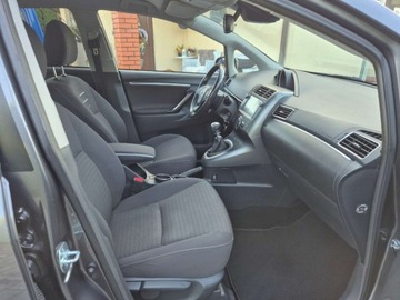 Toyota Verso Minivan Facelifting 1.8 Valvematic 147KM 2016 Toyota Verso 1.8 Benz Zadbany 1.8 Benzyna 147KM, zdjęcie 13