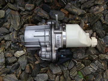POMPA WSPOMAGANIA OPEL ASTRA H ZAFIRA B 13276990