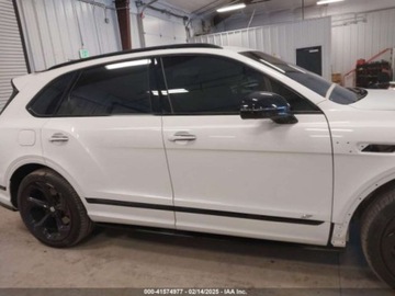 Bentley Bentayga 2022 Bentley Bentayga SV8 2022 4.0l 4.0 Benzyna 542KM, zdjęcie 6