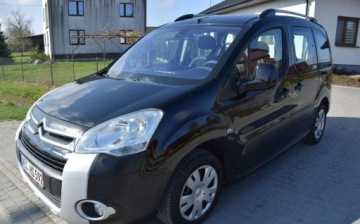 Citroen Berlingo II Combi 1.6 HDI 92KM 2012 Citroen Berlingo 1.6 HDI Klima Hak 5-Osobowy 2012r Sprowadzony 1.6, zdjęcie 4