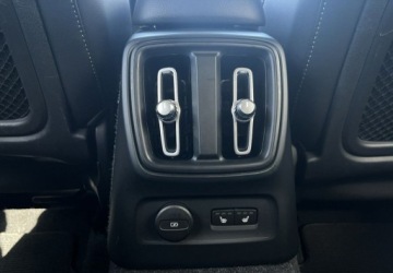 Volvo XC40 Crossover Plug-In 1.5 T4 Plug-in Hybrid 211KM 2021 Volvo XC 40 Plug-In Skora Hak Navi Grzane fotele Led Kolor Magnesium, zdjęcie 25