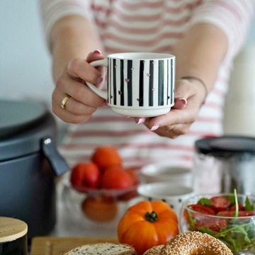 Набор КРУЖЕК НА ПОДСТАВКЕ для КОФЕ, ЧАЯ, ФАРФОРА Tadar Decor 4х300мл