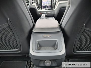 Volvo S60 III Sedan Facelifting 2.0 B5 250KM 2024 Volvo S60 S60 B5 AWD 250 KM, Polestar, Harman Kard, zdjęcie 30