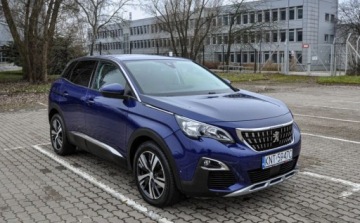 Peugeot 3008 II Crossover 1.2 PureTech 130KM 2017 Peugeot 3008 Bezwypadkowy 1.2 Benzyna 130KM, zdjęcie 5