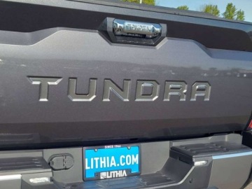 Toyota Tundra II 2024 Toyota Tundra 2024 Toyota Tundra Capstone 4dr CrewMax 4WD SB w5.5 Bed (3.4, zdjęcie 5
