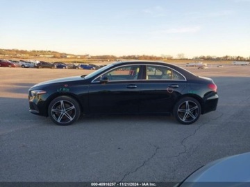 Mercedes Klasa A W177/V177 2019 Mercedes-Benz Klasa A 2019r., 2.0l, od ubezpieczalni 2.0 Benzyna 188KM, zdjęcie 3