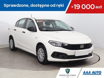 Fiat Tipo II Sedan Facelifting 1.0 T3 Turbo 100KM 2020 Fiat Tipo 1.0 FireFly, Salon Polska, Serwis ASO
