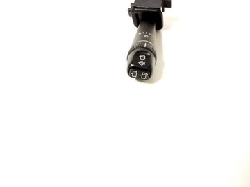 8191545 PŘEPÍNAČE STĚRAČE D5 AWD 120 2004 VOLVO XC90 I