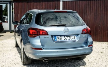 Opel Astra J Sports Tourer 1.4 Turbo ECOTEC 140KM 2011 Opel Astra 1.4T 140KM Led Xenon PDC Climatronic serwis ASO Alu 1.4 Benzyna, zdjęcie 14