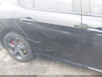 Alfa Romeo Giulia II 2017 Alfa Romeo Giulia 2017 Alfa Romeo Giulia AWD Benzyna 280KM, zdjęcie 8