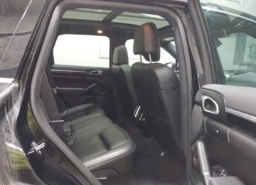 Porsche Cayenne III 2017 Porsche Cayenne 2017, 3.0L, 4x4, od ubezpieczalni 3.0 Benzyna 300KM, zdjęcie 10