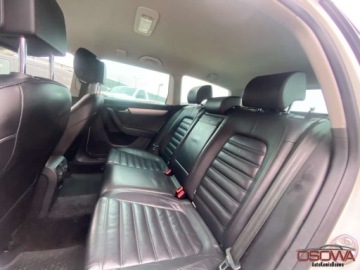 Volkswagen Passat B7 Variant 2.0 TDI CR BlueMotion 177KM 2013 Volkswagen Passat Alltrack 2.0tdi 4-Motion automat dsg skory ledy bi xeno, zdjęcie 32