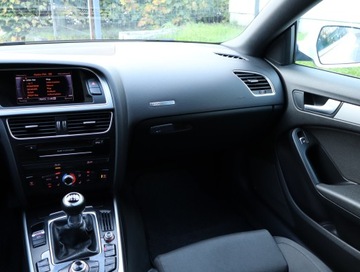 Audi A5 8T Cabriolet 2.0 TDI 170KM 2012 Audi A5 2.0 TDI, 167 KM, Xenon, Bi-Xenon, Klima, zdjęcie 7