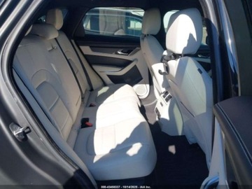 Jaguar F-Pace 2024 Jaguar F-Pace R-Dynamic S P250 2024 2.0l 2.0 Benzyna 246KM, zdjęcie 12