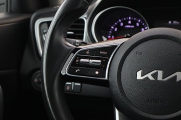 Kia Ceed III Kombi Facelifting 1.5 T-GDI 160KM 2022 Kia Ceed 1.5 T-GDI MHEV, Salon Polska, zdjęcie 16