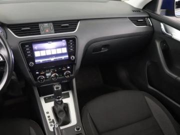 Skoda Octavia III Kombi Facelifting 1.5 TSI ACT 150KM 2019 Skoda Octavia 1.5 TSI, Salon Polska, DSG, Klima, zdjęcie 7