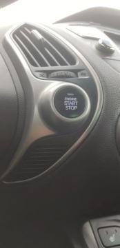 Hyundai ix35 SUV Theta 2.0 MPI 163KM 2010 Hyundai ix35 2.0 MPI ,Bezwypadek ,niski pot przebieg 2.0 Benzyna 163KM, zdjęcie 16