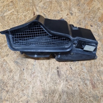 Mercedes W 216 W 221 dolot powietrza 2218300744
