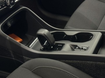 Volvo XC40 Crossover Plug-In 1.5 T4 Plug-in Hybrid 211KM 2021 Volvo XC 40 T4 Inscription Plug In Kamera cofania CarPlayAndroid Auto, zdjęcie 7