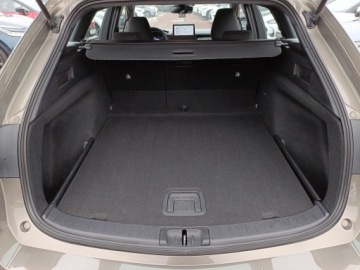 Toyota Corolla XII TS Kombi Facelifting 1.8 Hybrid 140KM 2023 Toyota Corolla 1.8 Hybrid Comfort Seria E21 (2019-, zdjęcie 19