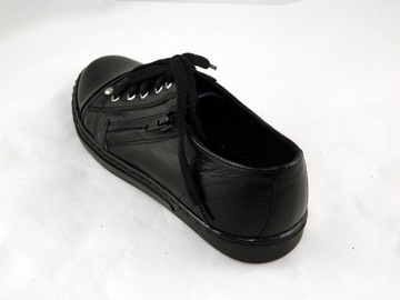 TRAMPKI Z ZAMKIEM PRODUKT POLSKI SKÓRA NAT roz. 44