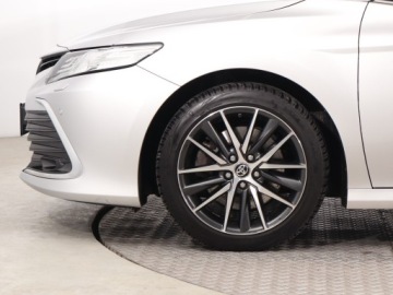 Toyota Camry IX Sedan 2.5 Hybrid Dynamic Force 218KM 2021 Toyota Camry 2.5 Hybrid, Salon Polska, zdjęcie 13