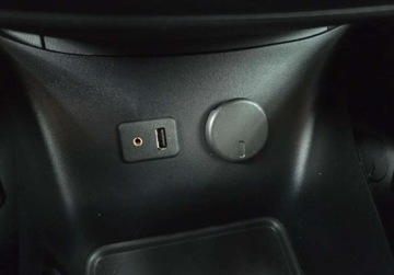 Opel Adam Hatchback 1.4 87KM 2014 Opel Adam 1.4Benz 87KM Nowy rozrzad Isofix Klima Bluetooth Abs Esp Oplacon, zdjęcie 22