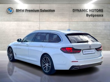 BMW Seria 5 G30-G31 Touring Facelifting 3.0 530d 286KM 2021 BMW 530 BMW 530d xdrive 286KM, zdjęcie 2