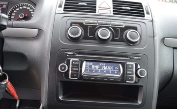 Volkswagen Touran II 1.6 TDI 105KM 2014 Volkswagen Touran Bezwypadkowy - Serwis - OPLACONY - Bez Korozji 1.6 105KM, zdjęcie 27