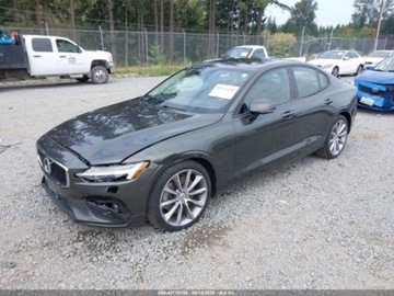 Volvo S60 III 2019 Volvo S60 T6 momentum 2.0 Benzyna 316KM, zdjęcie 1