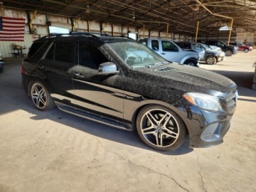 Mercedes GLE W166/C292 2017 Mercedes-Benz GLE 43 Amg 2017 3.0 Benzyna 362KM, zdjęcie 4