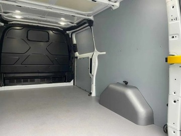 Кузов автобуса L2H1/H2, изготовленный по индивидуальному заказу. Пол из фанеры.