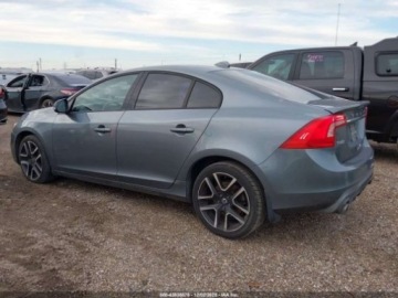 Volvo S60 II 2017 Volvo S60 2017 r., 2,0L T5 DYNAMIC 2.0 Benzyna 240KM, zdjęcie 2