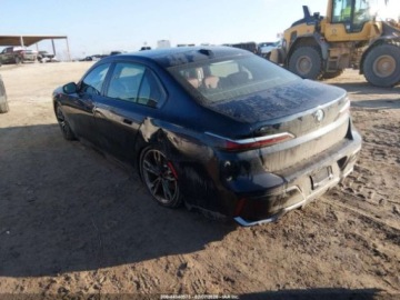 BMW Seria 7 G70 2025 BMW Seria 7 740i Xdrive, 2025r., 4x4, 3.0L 3.0 Hybryda 375KM, zdjęcie 2