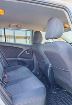 Toyota Avensis III Wagon Facelifting 2015 2.0 D-4D 143KM 2016 Toyota Avensis 2.0 Diesel 143KM, zdjęcie 18