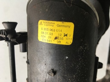 AUDI A4 B6 HALOGEN PRAVÝ