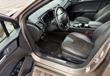 Ford Mondeo V Kombi 2.0 TDCi 150KM 2019 Ford Mondeo 2.0Tdci 150PS ST-line Full led Extra stan 2.0 Diesel 150KM, zdjęcie 9