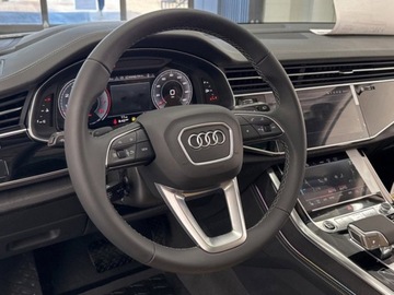 Audi Q7 II 2025 AUDI Q7 55 TFSI e quattro S Line Suv 3.0 (394KM) 2025, zdjęcie 7