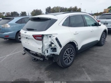 Ford Escape III 2023 Ford Escape 2023 FORD ESCAPE PHEV 2.5 Hybryda 163KM, zdjęcie 8