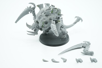 Warhammer 40k Tyranids Carnifex niepomalowana figurka