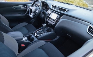 Nissan Qashqai II Crossover Facelifting 1.3 DIG-T  160KM 2020 Nissan Qashqai 1,3 DIG-T 160 KM FULL LED Kamera 360 Nawigacja 1.3 Benzyna, zdjęcie 21