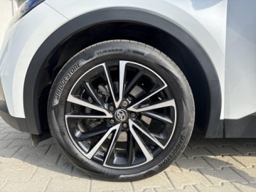 Toyota C-HR II SUV Plug-In 2.0 Hybrid Dynamic Force Plug-in  223KM 2025 Toyota C-HR 2.0 PHEV Executive 2.0 PHEV Executive|, zdjęcie 25