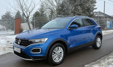Volkswagen T-Roc I SUV 1.5 TSI ACT 150KM 2019 Volkswagen T-Roc Volkswagen T-Roc 1.5 TSI ACT Premium 1.5 Benzyna 150KM, zdjęcie 4