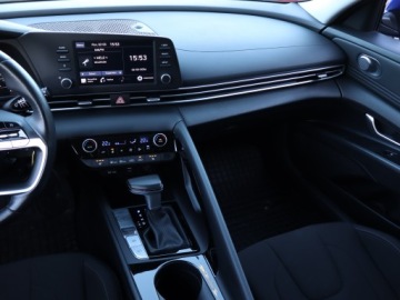 Hyundai Elantra VII Sedan 1.6 MPI 123KM 2023 Hyundai Elantra 1.6 MPI, Salon Polska, zdjęcie 7