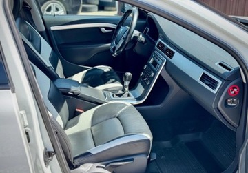 Volvo V70 III Kombi 2.5 T 231KM 2010 Volvo V70 2.5T 231KM Rdesing Skory BiXenon PDC Summum climatronic 2.5, zdjęcie 36