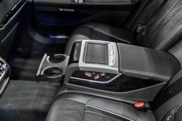 BMW Seria 7 G11-G12 M Lang 760i 610KM 2017 BMW M760 i 609 KM, 3.7s do 100 km/h. Salon PL. FV., zdjęcie 35